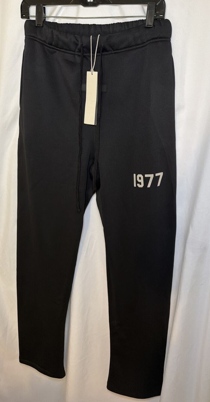 NEW Fear Of God Essentials 1977 Iron Relaxed Fit Straight Sweatpants Size Large